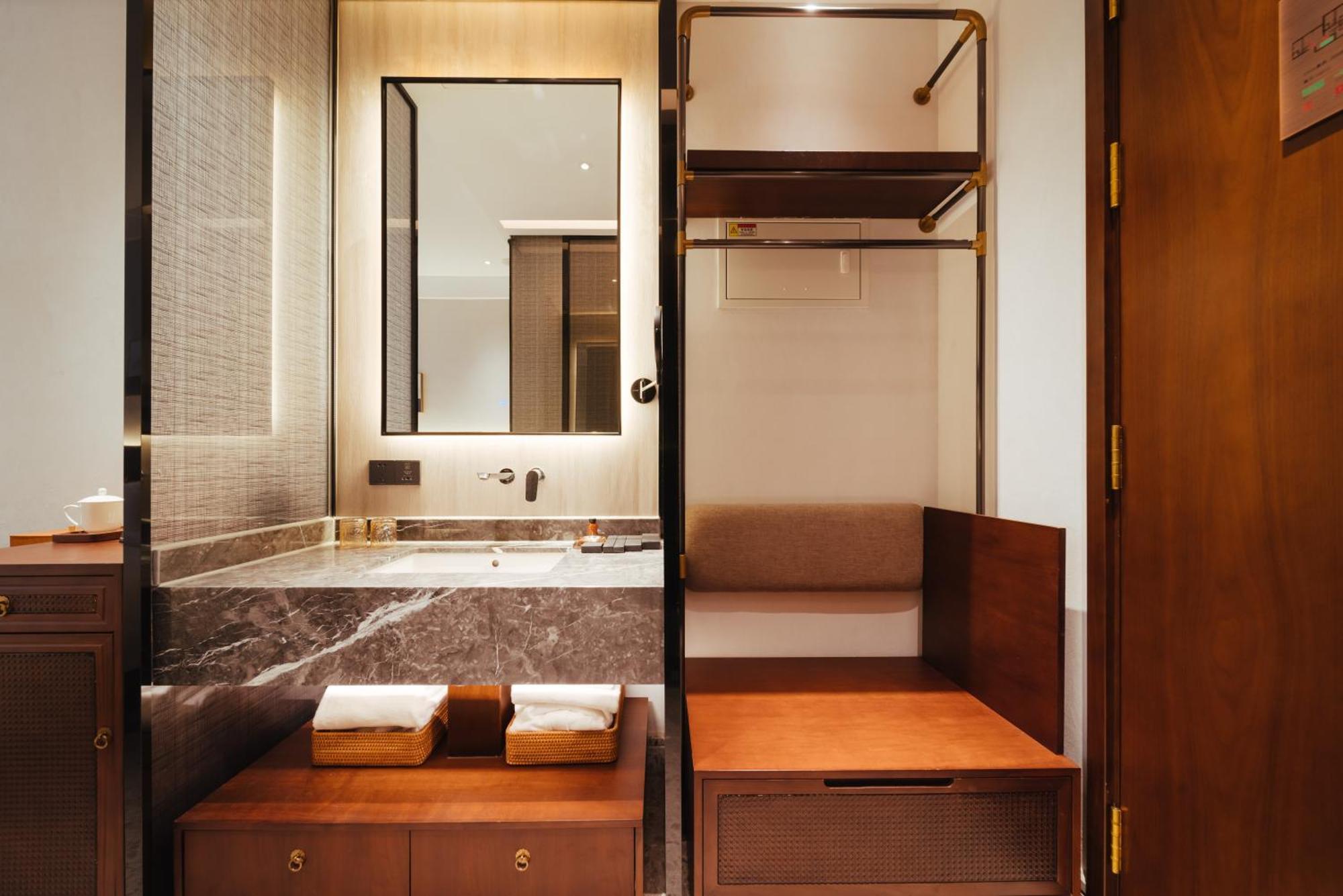 Jingmao Alley Hotel - Beijing Wangfujing Dongsi Subway Station Branch المظهر الخارجي الصورة